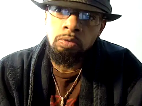 Snapshot of WhiskeyWood_DuhGOD chatting on 12/12/24, 08:43 WhiskeyWood DuhGOD online show from 12/12/24, 08:43