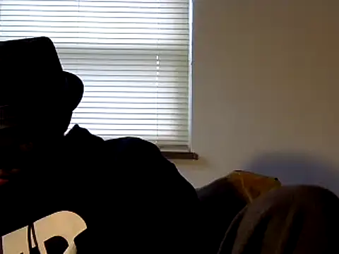 Snapshot of WhiskeyWood_DuhGOD chatting on 12/18/24, 08:25 WhiskeyWood DuhGOD online show from 12/18/24, 08:25