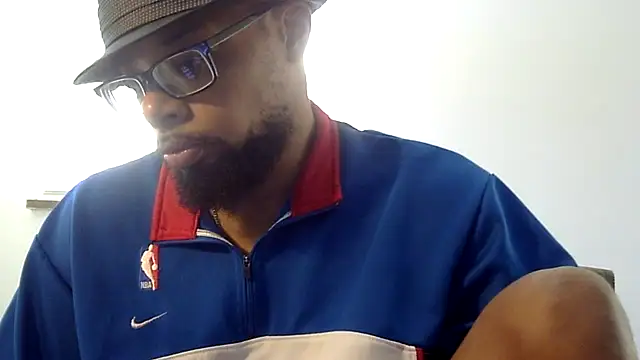 Snapshot of WhiskeyWood_DuhGOD chatting on 09/12/25, 04:29 WhiskeyWood DuhGOD online show from 09/12/25, 04:29