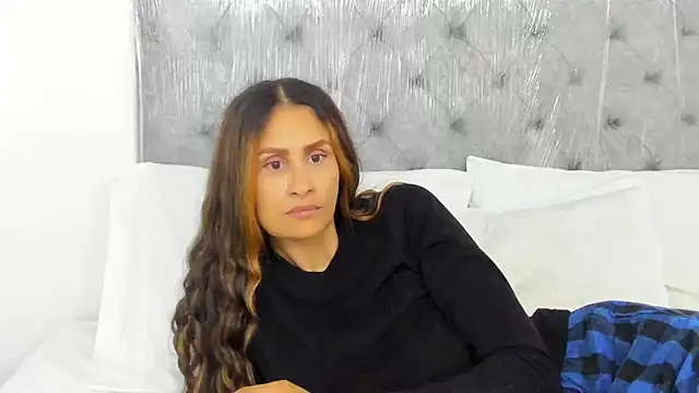 coralcarter1 online show from 01/22/25, 07:03