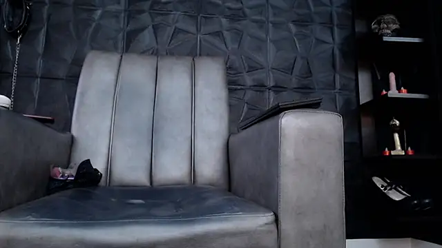 Agata Darkness online show from 09/17/25, 06:31