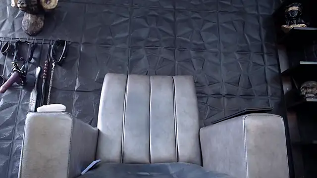 Agata Darkness online show from 11/06/25, 06:42