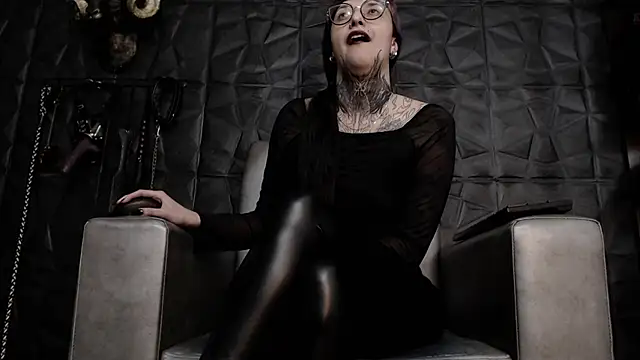 Snapshot of Agata_Darkness chatting on 07/04/26, 11:33 Agata Darkness online show from 07/04/26, 11:33
