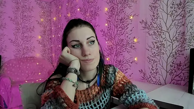 Mary0Lou online show from 02/18/25, 09:43