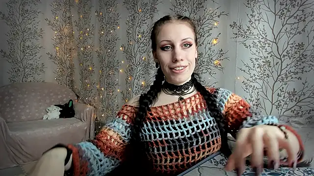 Mary0Lou online show from 02/12/26, 05:57