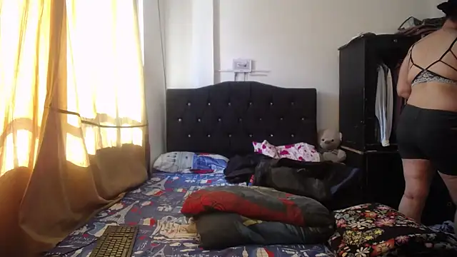 merryymaturee  online show from 09/22/25, 01:02