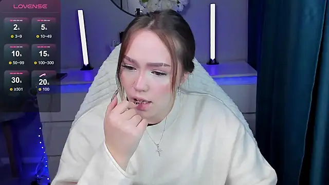 Evia r0se online show from 12/02/25, 05:19