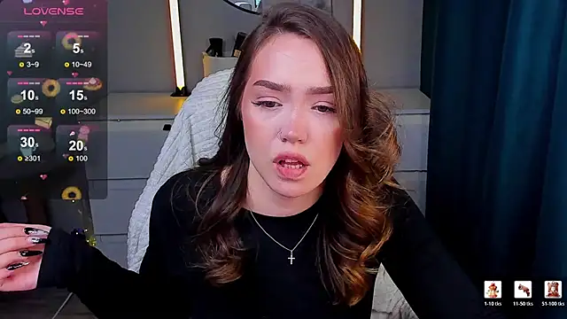 Snapshot of Evia_r0se chatting on 04/02/26, 07:39 Evia r0se online show from 04/02/26, 07:39