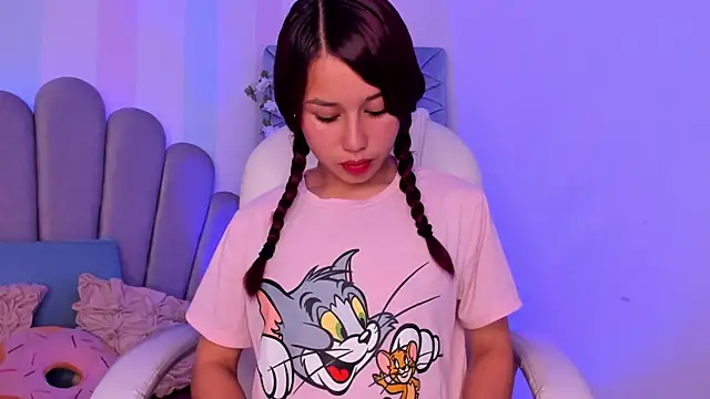 Snapshot of melody_cute_ chatting on 03/12/25, 05:02 melody cute online show from 03/12/25, 05:02