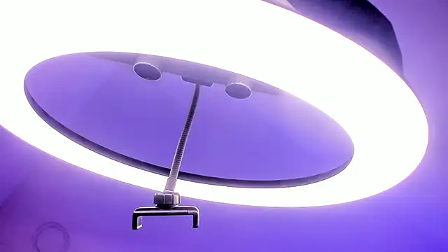 Snapshot of melody_cute_ chatting on 03/12/25, 09:23 melody cute online show from 03/12/25, 09:23