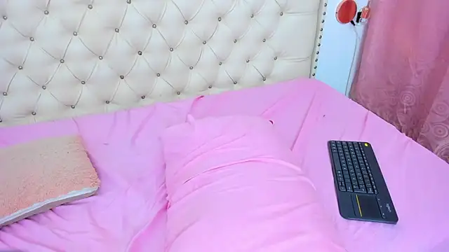 Kim Eli online show from 12/19/24, 10:32