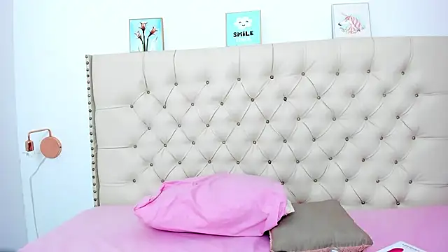 Kim Eli online show from 01/13/25, 07:42