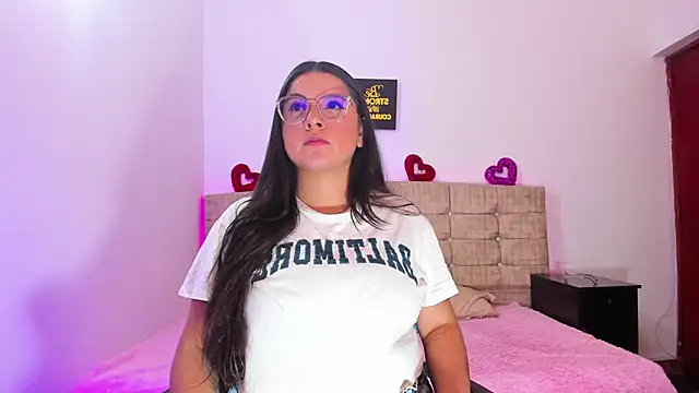 Catherine summer1 online show from 10/11/25, 03:39