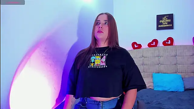 Snapshot of Catherine_summer1 chatting on 12/05/25, 07:06 Catherine summer1 online show from 12/05/25, 07:06