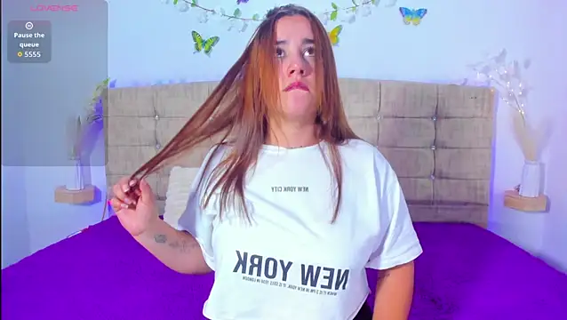 Snapshot of Catherine_summer1 chatting on 03/26/26, 09:53 Catherine summer1 online show from 03/26/26, 09:53