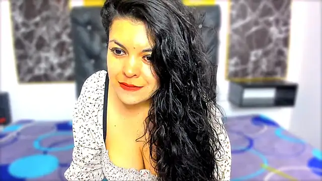Snapshot of scarlett_w0lf chatting on 09/30/25, 03:06 scarlett w0lf online show from 09/30/25, 03:06