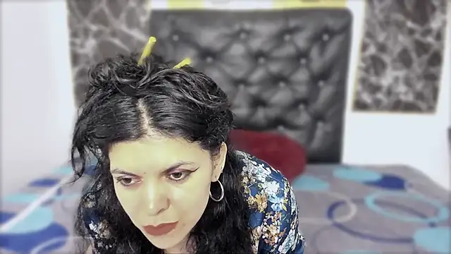 scarlett w0lf online show from 11/07/25, 02:28