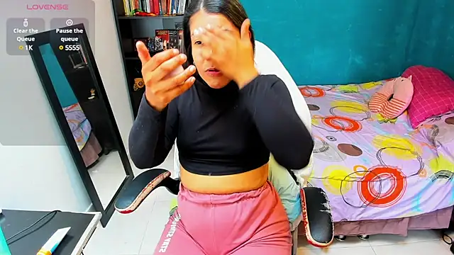 peanut tangerine online show from 02/26/25, 06:32