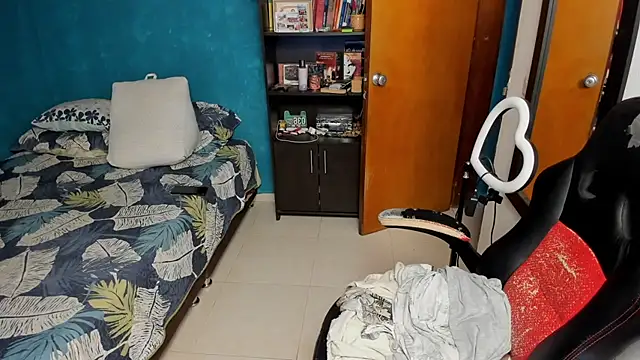 Snapshot of peanut_tangerine chatting on 11/14/25, 12:31 peanut tangerine online show from 11/14/25, 12:31