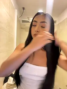 SOPHIACANDY19  online show from 11/28/25, 10:12