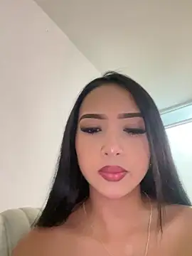 SOPHIACANDY19  online show from 05/10/26, 10:15
