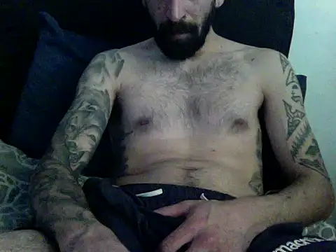 Snapshot of gaita2 chatting on 10/21/25, 07:36 gaita2 online show from 10/21/25, 07:36