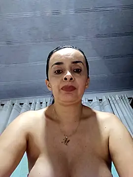 Samantha Sullivan  online show from 10/22/25, 01:39