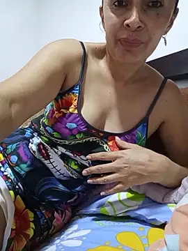 Samantha Sullivan  online show from 02/05/26, 03:11