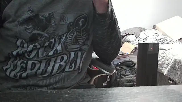 Snapshot of overaveragefreak4you chatting on 02/02/25, 07:52 overaveragefreak4you online show from 02/02/25, 07:52