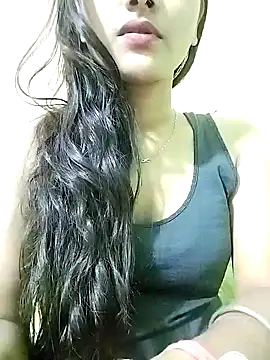 MISSQUEEN48 online show from 01/05/25, 05:09