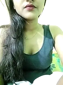 MISSQUEEN48 online show from 03/03/25, 04:03