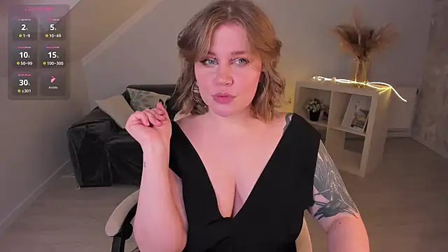 Snapshot of Kira_Citro chatting on 03/20/25, 09:35 Kira Citro online show from 03/20/25, 09:35