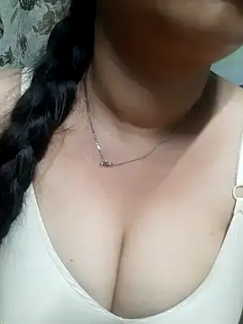 sajida34 online show from 02/12/25, 12:58