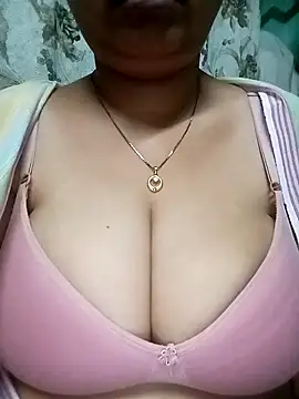 Snapshot of sajida34 chatting on 11/11/25, 10:54 sajida34 online show from 11/11/25, 10:54