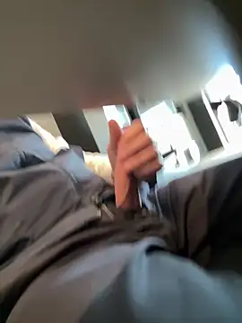 Snapshot of thehornyguy97 chatting on 04/01/26, 11:22 thehornyguy97 online show from 04/01/26, 11:22