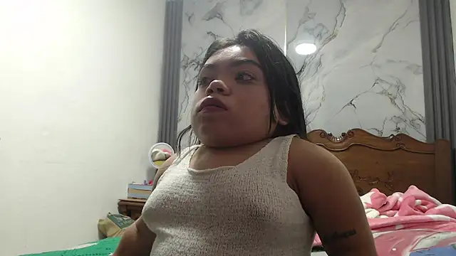 Michelle Brooks online show from 01/25/25, 04:13