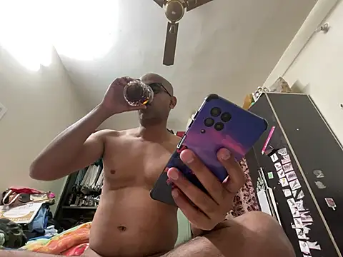 Snapshot of SammyChocolateIndian chatting on 02/01/25, 05:58 SammyChocolateIndian online show from 02/01/25, 05:58