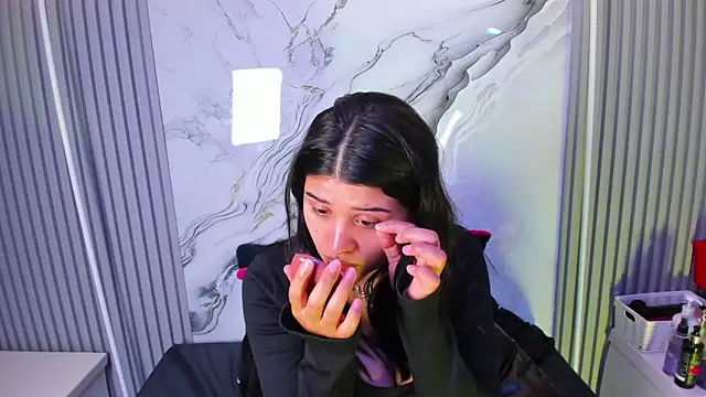 venusowen  online show from 04/07/26, 01:22