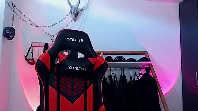 Snapshot of LilithSharon chatting on 01/30/25, 09:14 LilithSharon online show from 01/30/25, 09:14