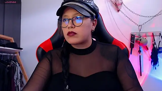 Snapshot of LilithSharon chatting on 03/20/25, 03:47 LilithSharon online show from 03/20/25, 03:47