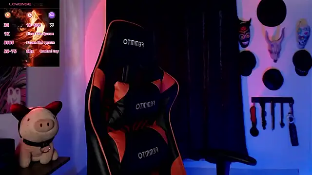 Snapshot of LilithSharon chatting on 11/20/25, 04:51 LilithSharon online show from 11/20/25, 04:51