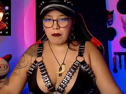 Snapshot of LilithSharon chatting on 11/29/25, 11:46 LilithSharon online show from 11/29/25, 11:46