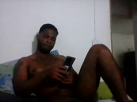 Snapshot of Angel_7131 chatting on 12/17/24, 11:38 Angel 7131 online show from 12/17/24, 11:38