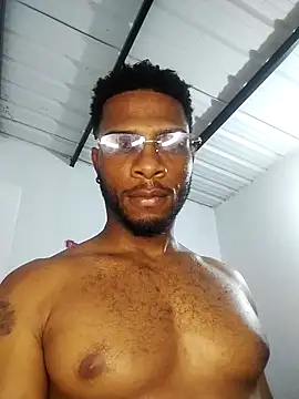 Snapshot of Angel_7131 chatting on 12/20/25, 10:39 Angel 7131 online show from 12/20/25, 10:39