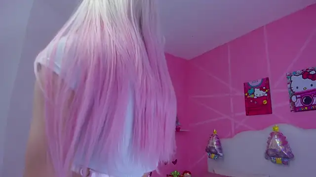 DaripQueen online show from 12/17/24, 01:27