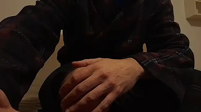 Snapshot of NATURALS2023 chatting on 02/13/25, 06:59 NATURALS2023 online show from 02/13/25, 06:59