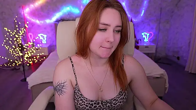 LovelyBell online show from 01/28/25, 06:38