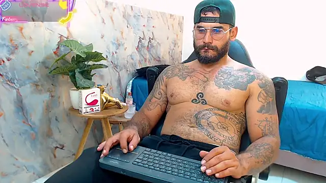 hanz col online show from 09/16/25, 05:58