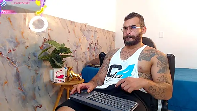 hanz col online show from 09/18/25, 12:29