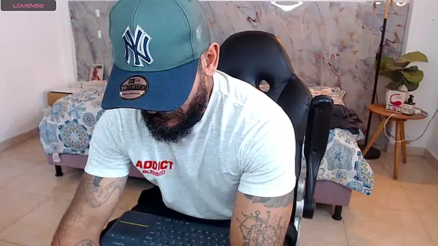 hanz col online show from 12/03/25, 03:43